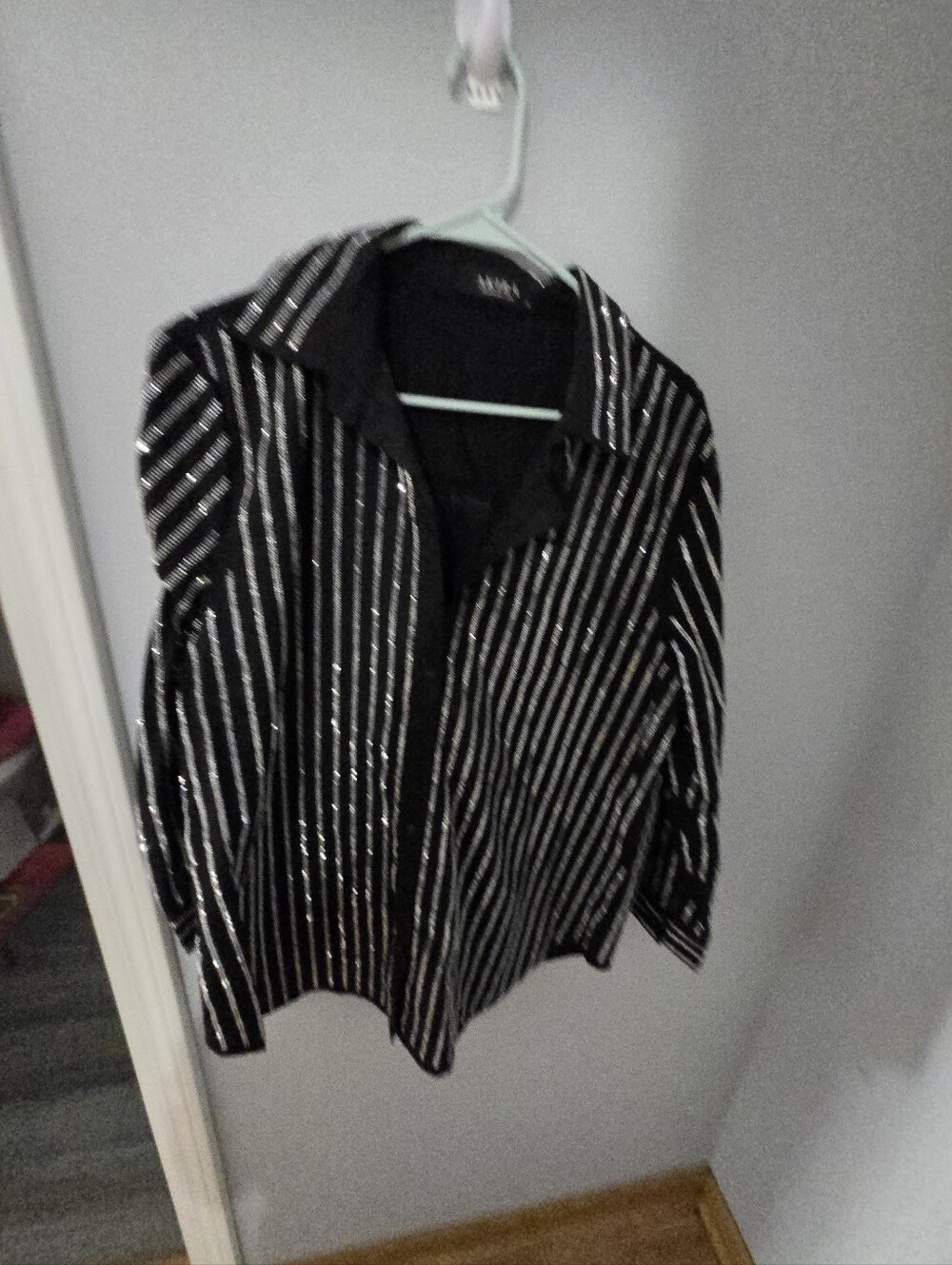 Akira Fashion Shirt XL